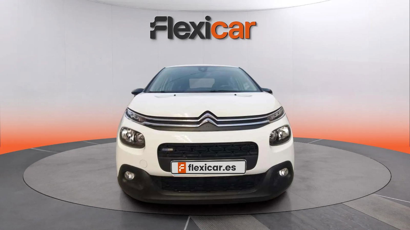 https://cdn-flexicar.caraffinity.it/public_appraisal_images_pro/images/stock/208930/VfYQSge7tT__WhatsApp Image 2025-10-13 at 21.13.24.jpg